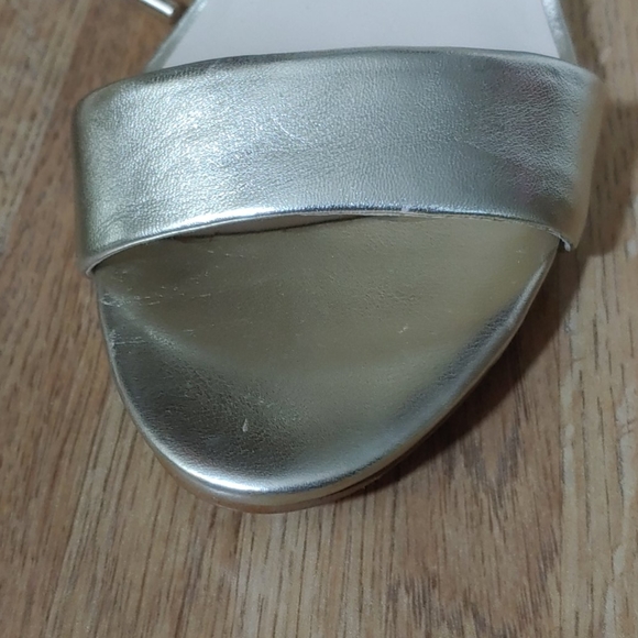 Guess 🆕 Christa Gold Leather Heels 8M - Picture 5 of 16